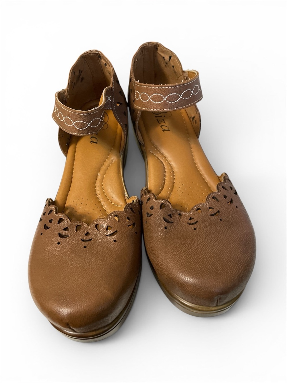 Biza Women’s Brown Scalloped Closed Toe Ankle Low Heel Size EU 40 / US 9-9.5